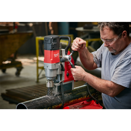 Milwaukee 1-5/8" Magnetic Drill Kit