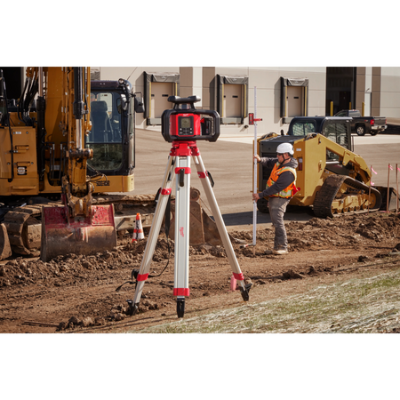 Milwaukee M18™ Red Exterior Dual Slope Rotary Laser Level Kit w/ Receiver, Remote, Grade Rod & Tripod