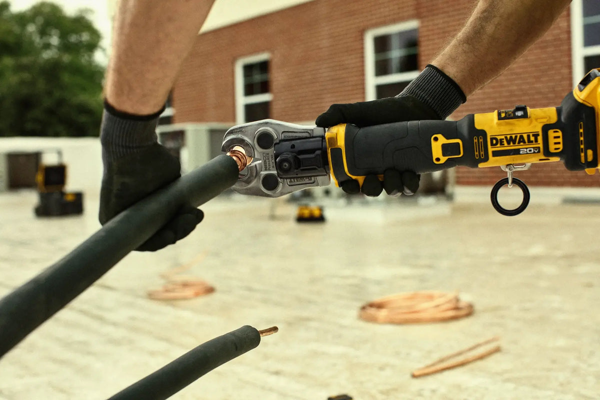 DEWALT COMPACT 1/4in. - 1-3/8in. ACR KIT