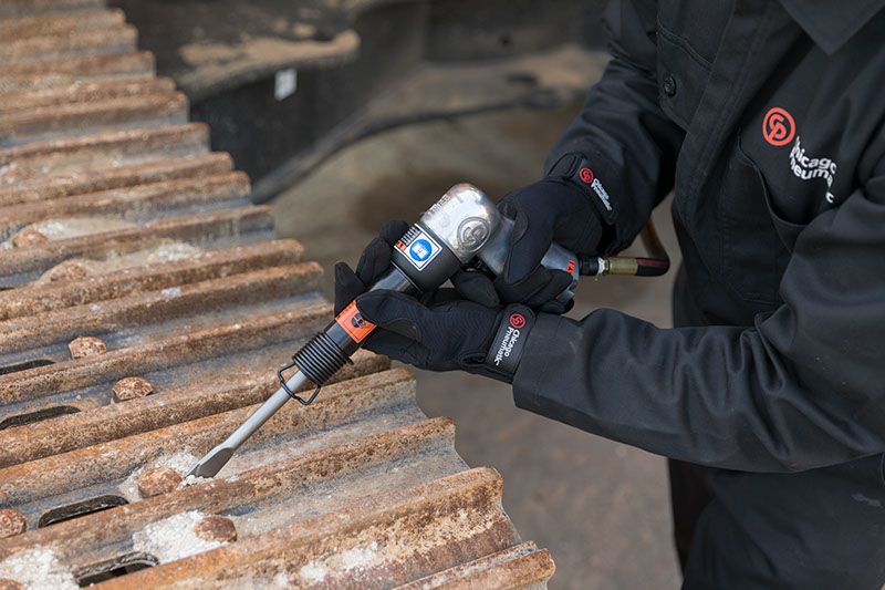 Chicago Pneumatic CP714 - Air Hammer, Welding Equipment Tool, Construction, 0.401 Inch (10.2mm), Round Shank, Pistol Handel, Stroke 3.15 in / 80 mm, Bore Diameter 0.55 in/14 mm - 2000 Blow Per Minute