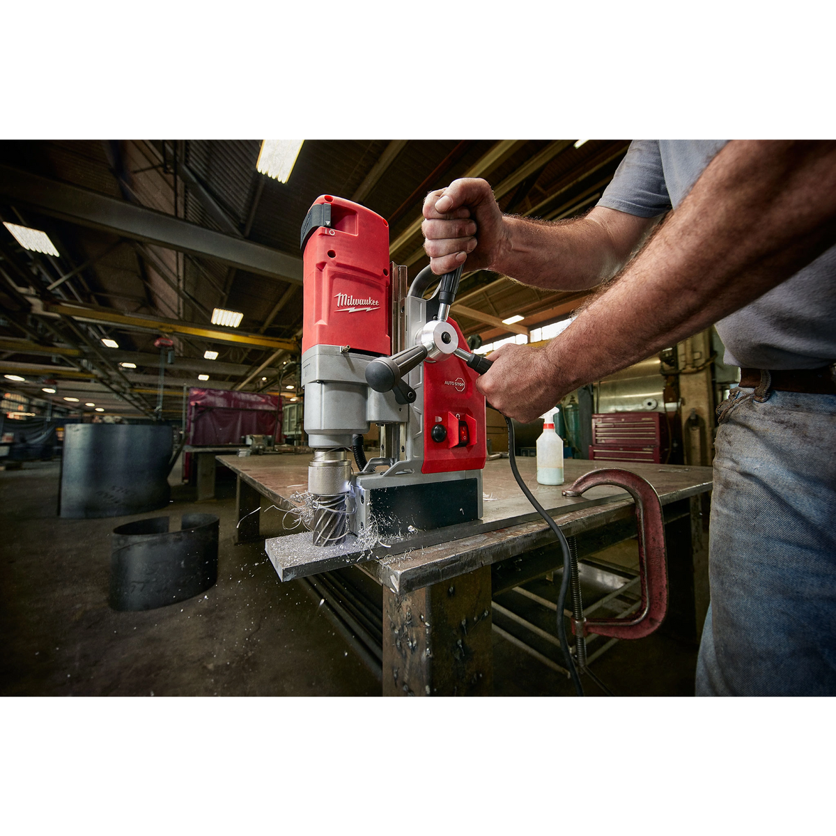 Milwaukee 1-5/8" Electromagnetic Drill Kit