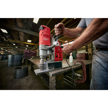 Milwaukee 1-5/8" Electromagnetic Drill Kit