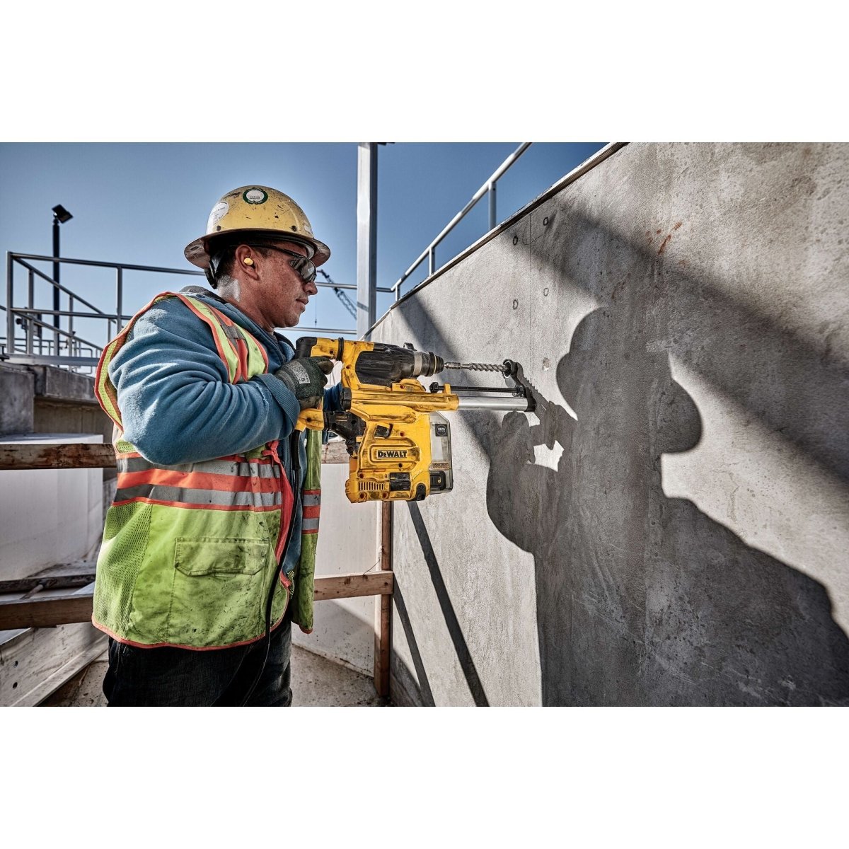 Dewalt 1 - 1/8 In. Sds Plus Rotary Hammer Kit - AAA Industrial Supply