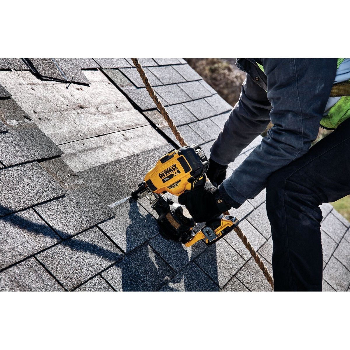 Dewalt 20V Max* 15 Degree Cordless Coil Roofing Nailer - AAA Industrial Supply