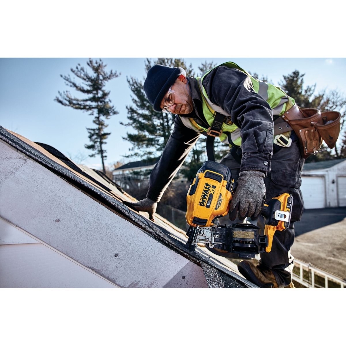 Dewalt 20V Max* 15 Degree Cordless Coil Roofing Nailer - AAA Industrial Supply