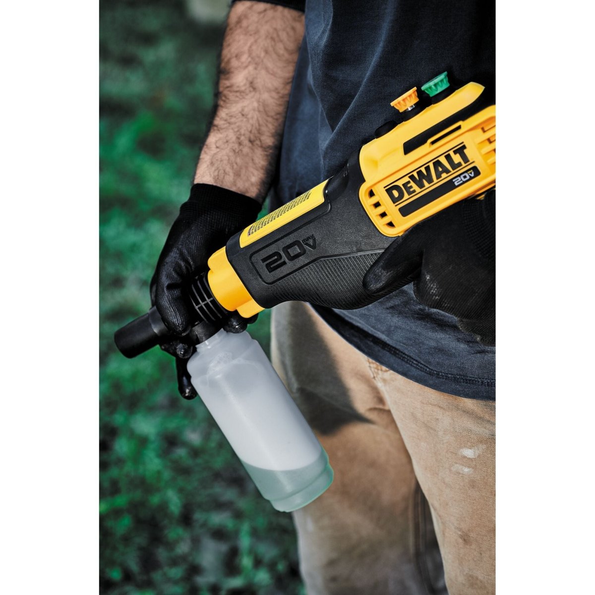 Dewalt 20V Max* 550 Psi Cordless Power Cleaner Kit - AAA Industrial Supply