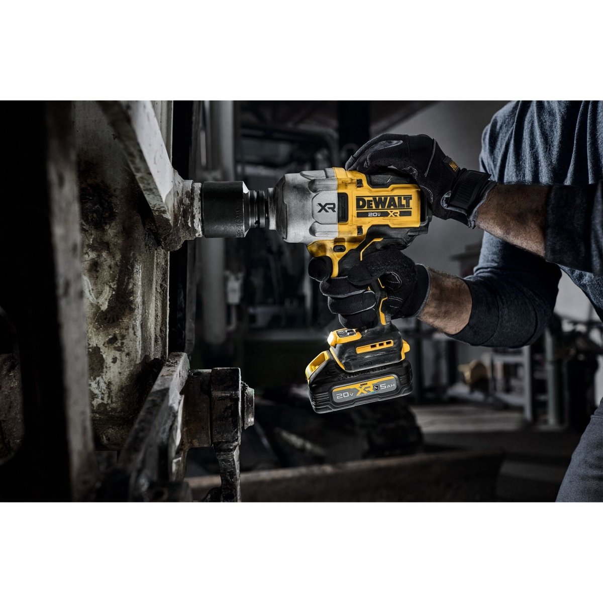 Dewalt 20V Max* Xr Brushless Cordless 1/2 In. High Torque Impact Wrench With Hog Ring Anvil Kit With Xr Powerstack - AAA Industrial Supply