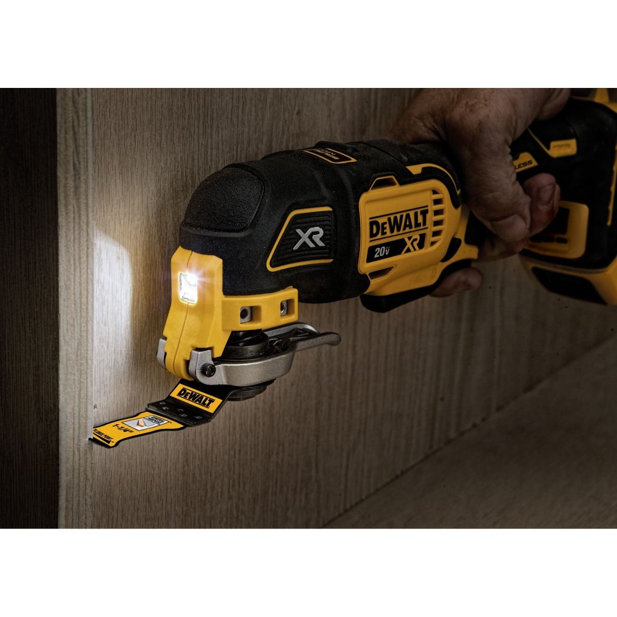 Dewalt 20V Max* Xr Brushless Cordless 3 - Speed Oscillating Multi - Tool Kit (2.0 Ah Battery) - AAA Industrial Supply