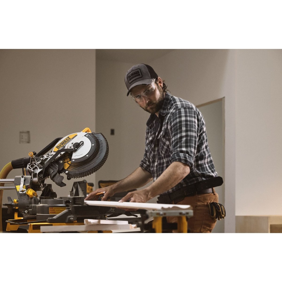 Dewalt 60V Max* Brushless Cordless 12 In. Double Bevel Sliding Miter Saw (Tool Only) - AAA Industrial Supply