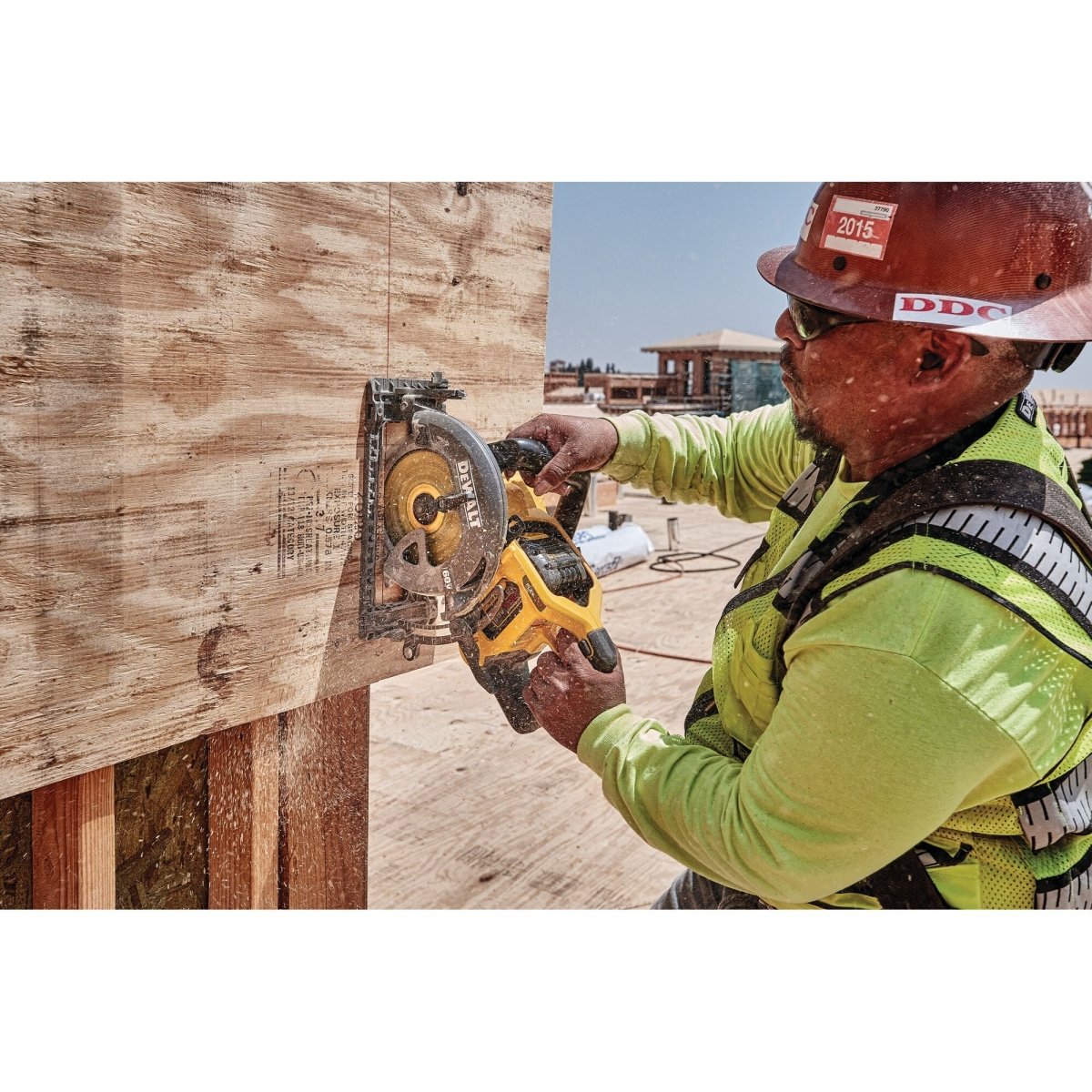 Dewalt Flexvolt 60V Max* 7 - 1/4 In. Cordless Worm Drive Style Saw (Tool Only) - AAA Industrial Supply