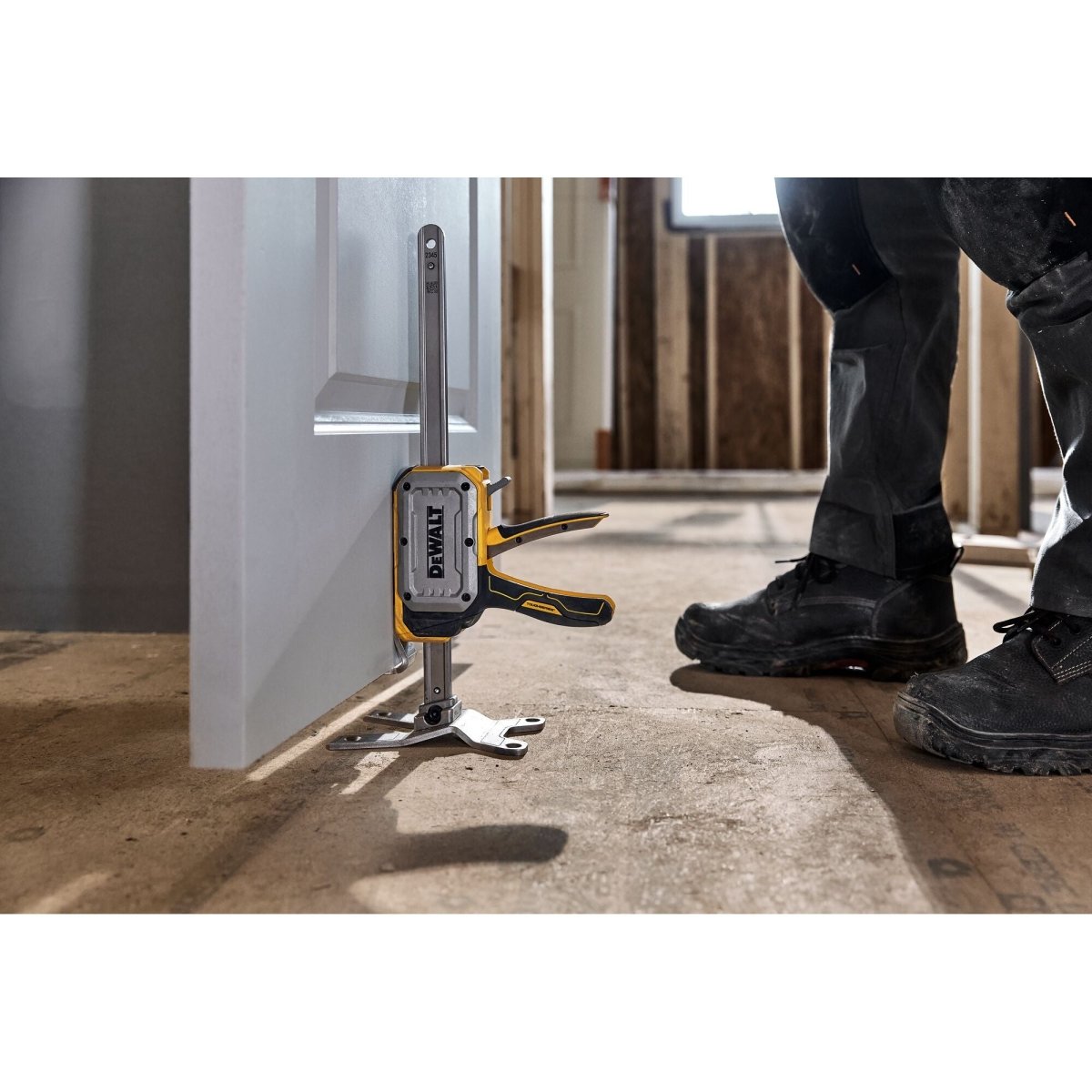 Dewalt Toughseries Construction Jack - AAA Industrial Supply