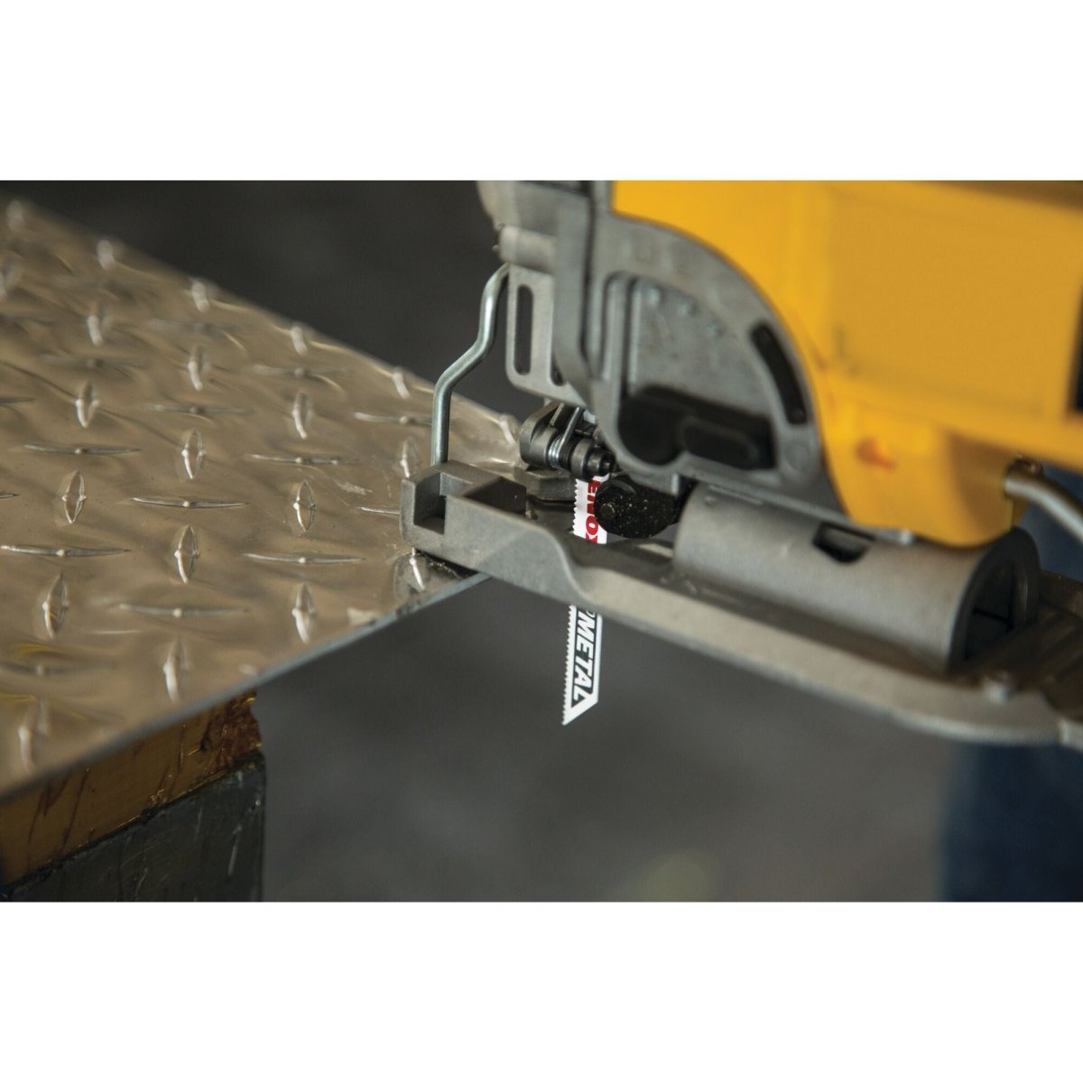 Lenox Tools T - Shank Medium Metal Cutting Jig Saw Blade, 3 5/8" X 3/8" 18 Tpi, 5 Pack - AAA Industrial Supply