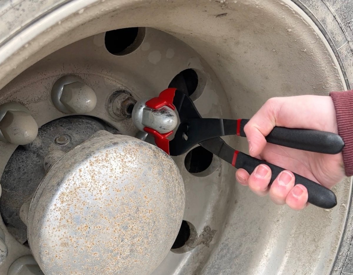 Lisle Adjustable Lug Nut Cover Remover - AAA Industrial Supply