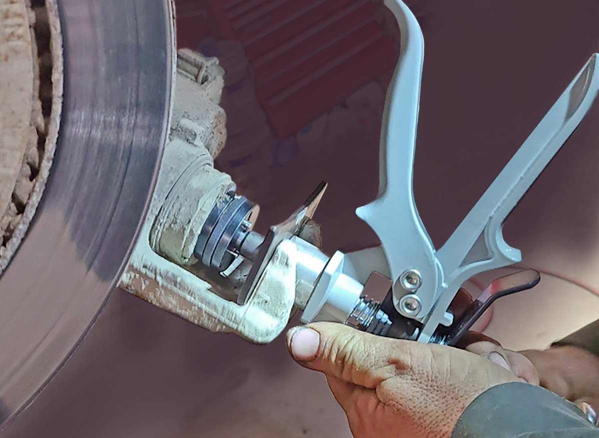 Lisle Brake Piston Wind Back Tool, 2 & 3 Pin - AAA Industrial Supply