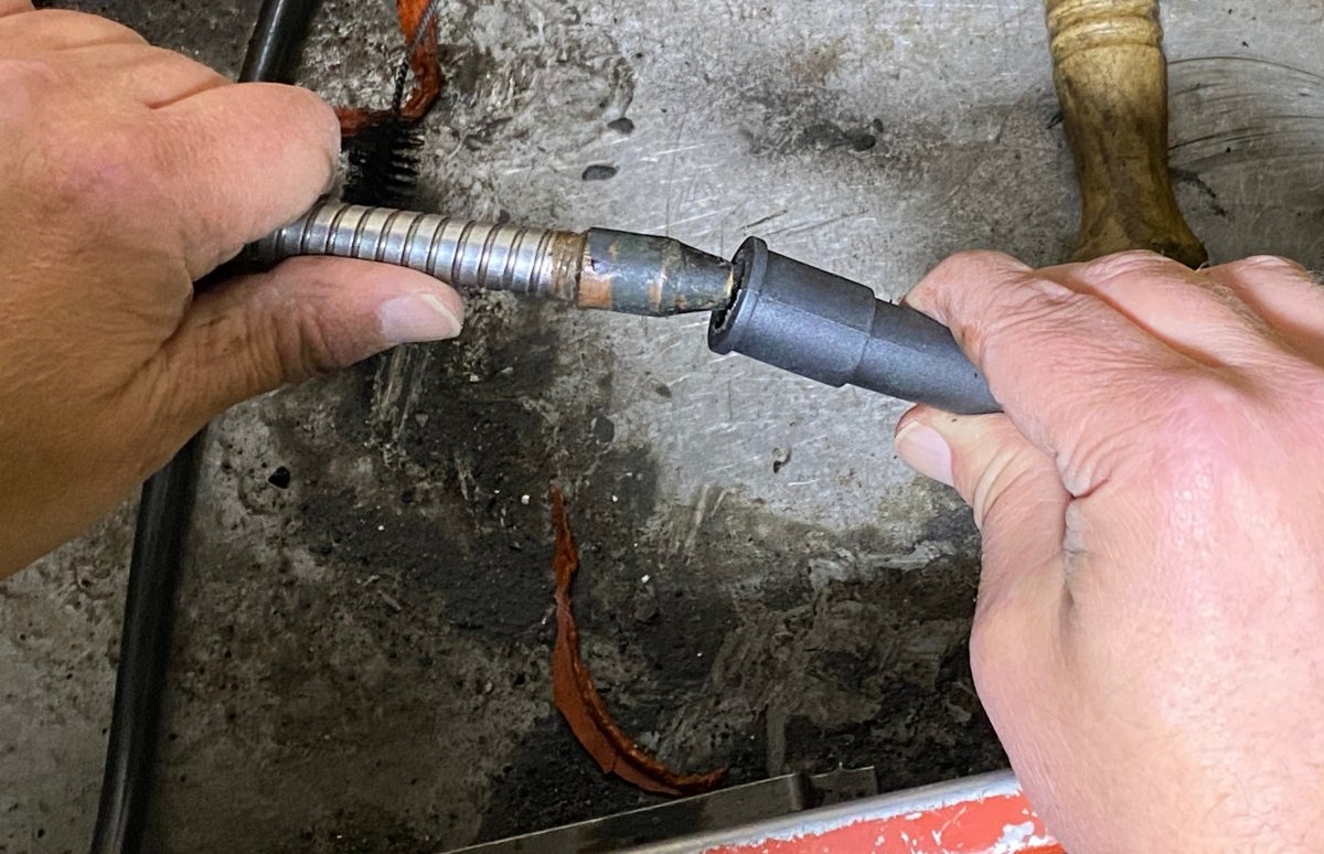 Lisle Oriflo Flow - Thru Brush With Tube - AAA Industrial Supply