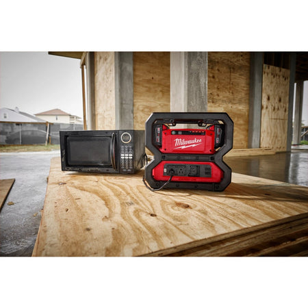M18™ CARRY - ON™ 3600W/1800W Power Supply - AAA Industrial Supply