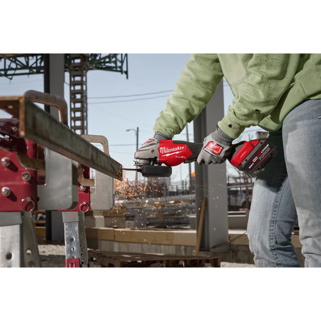 M18 FUEL™ 4-1/2"-6" Variable Speed Braking Grinder, Paddle Switch w/ ONE-KEY™ - AAA Industrial Supply