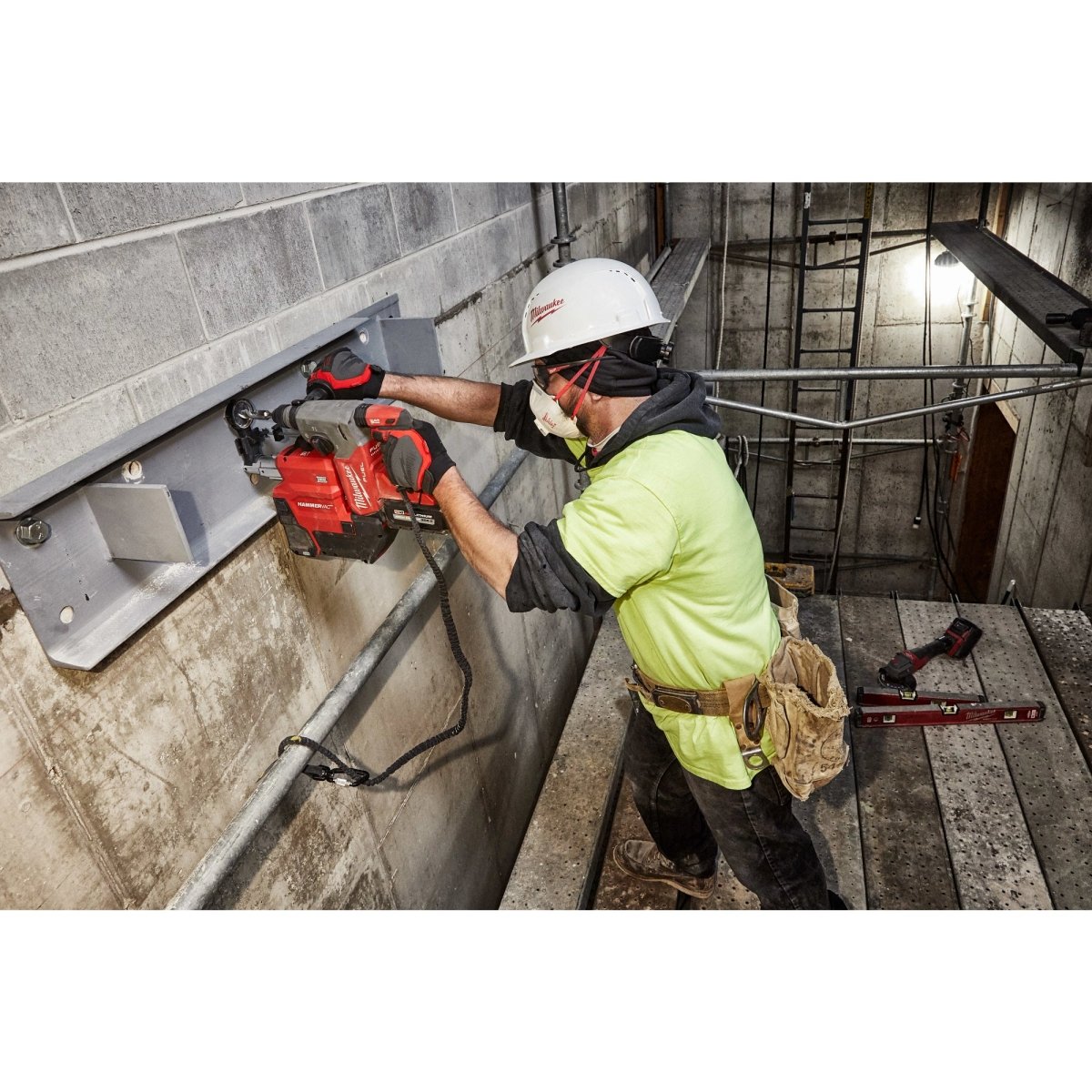 M18 FUEL™ HAMMERVAC™ 1" Dedicated Dust Extractor - AAA Industrial Supply