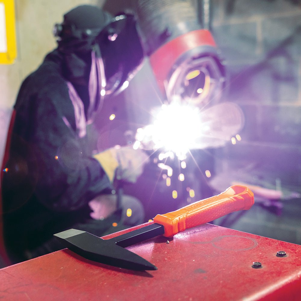 Welder's Chipping Hammer, Heat - Resistant Handle, 10 - Ounce, 7 - Inch - AAA Industrial Supply