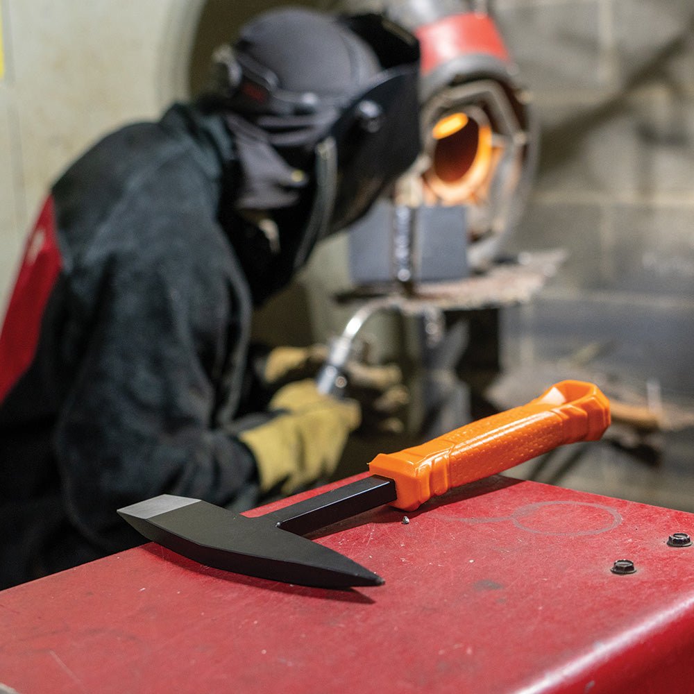 Welder's Chipping Hammer, Heat - Resistant Handle, 10 - Ounce, 7 - Inch - AAA Industrial Supply